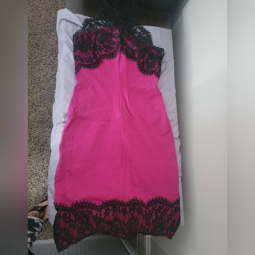Guess Fuchsia and Black Lace Dress - Picture 2 of 6